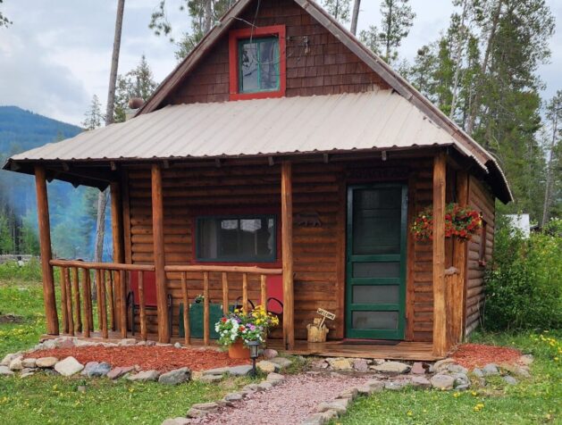 The Great Bear Cabin, Bear Creek Guest Ranch